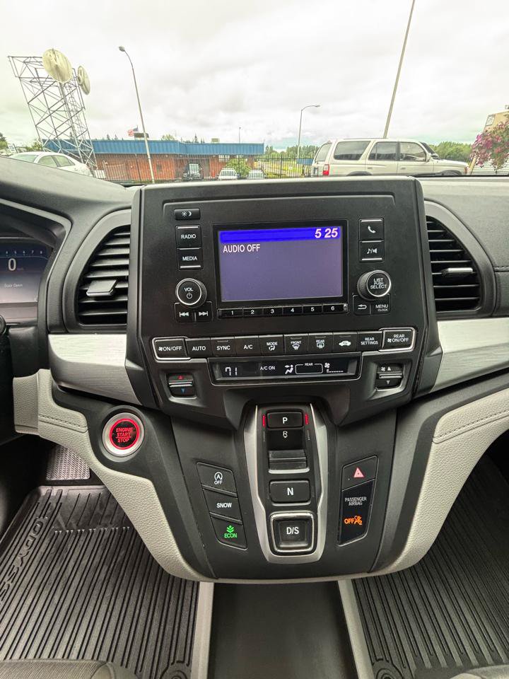 Used 2020 Honda Odyssey LX image 12
