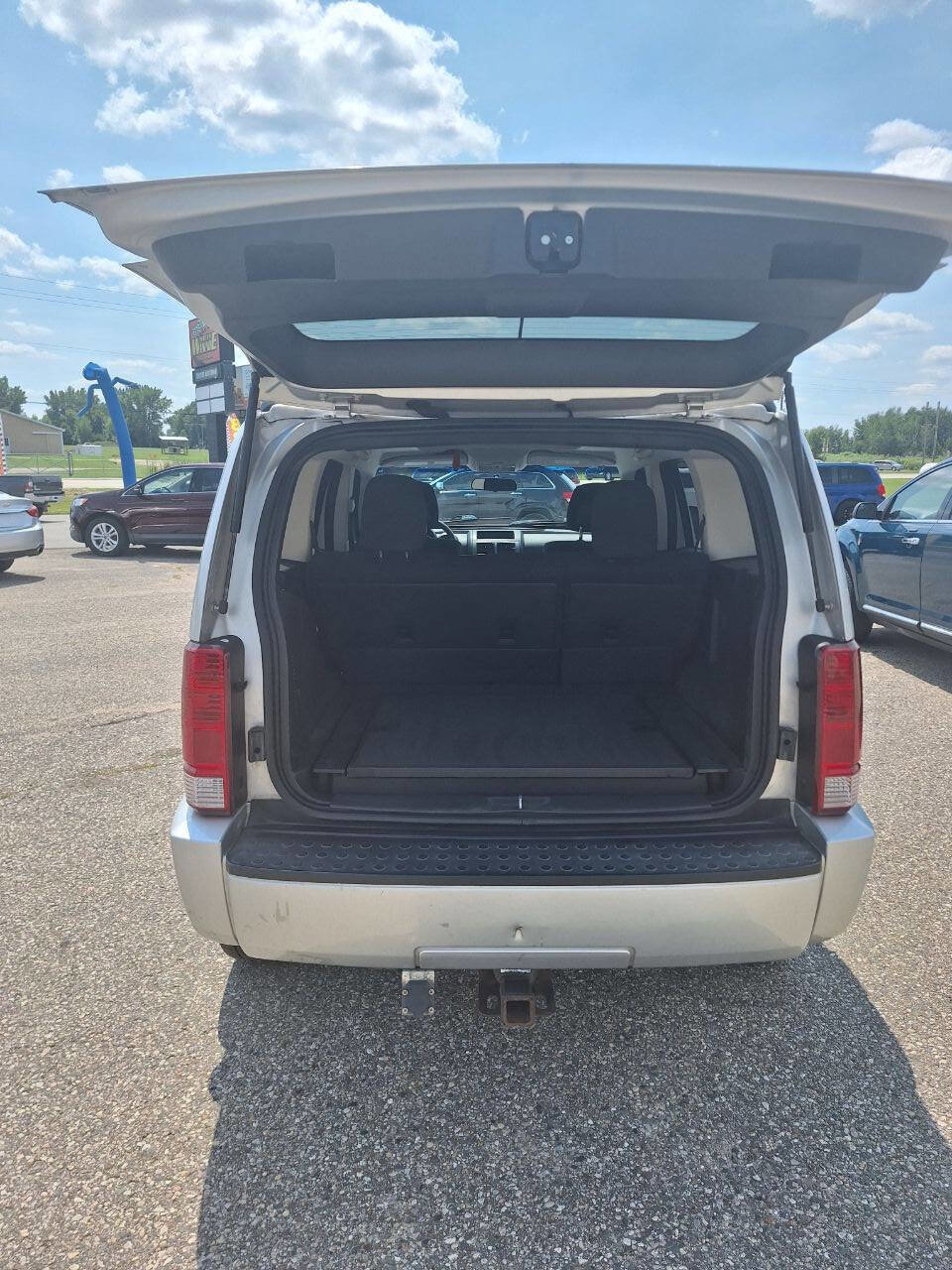 Used 2011 Dodge Nitro Heat image 5