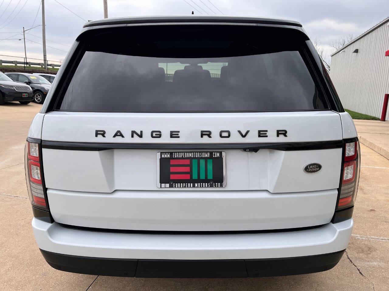 Used 2016 Land Rover Range Rover HSE image 3