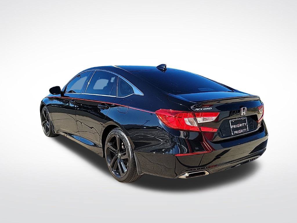 Used 2018 Honda Accord Sport image 3
