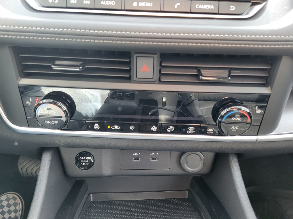 New 2026 Nissan Rogue Dark Armor AWD/4WD image 24