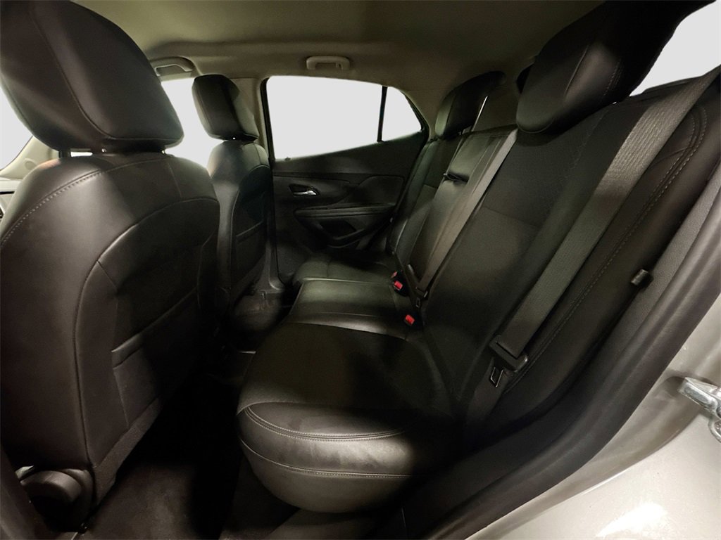 Used 2022 Buick Encore Preferred w/ Safety Package image 21