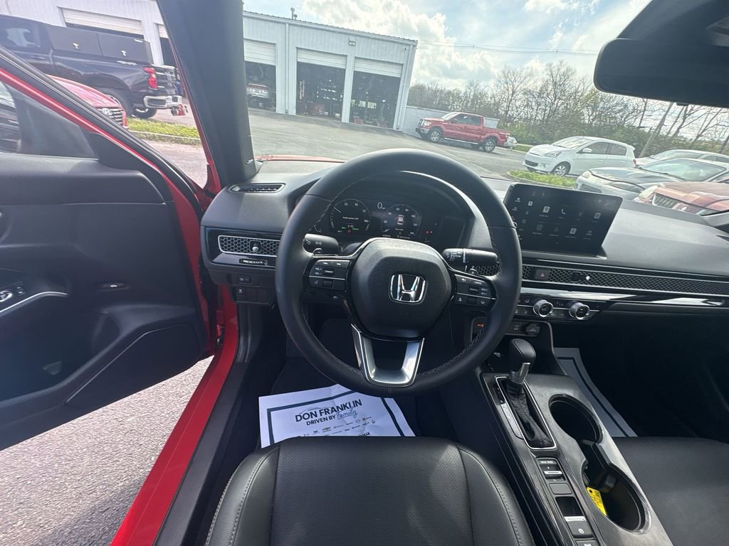 Used 2025 Honda Civic Sport Touring image 11
