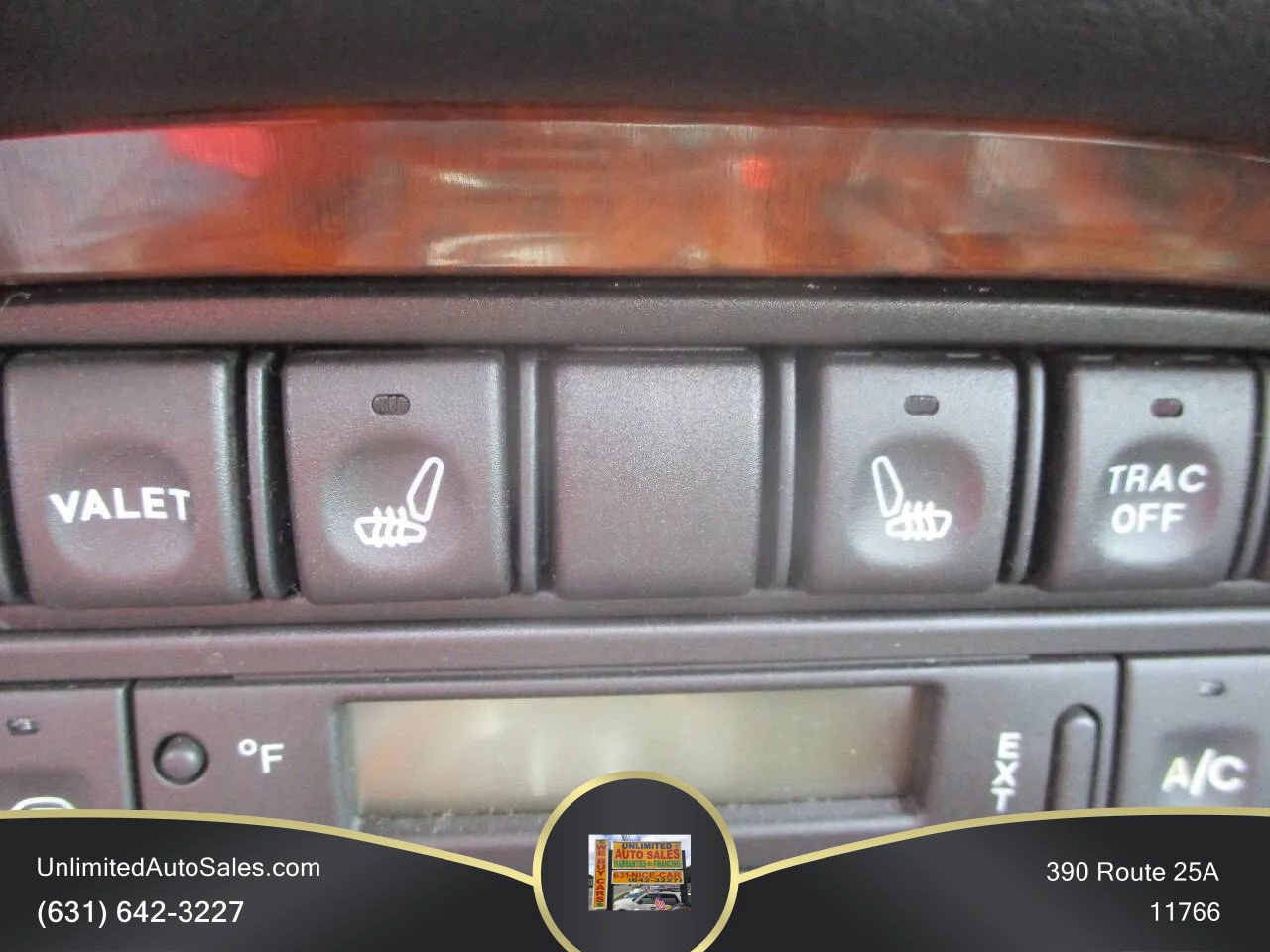 Used 2001 Jaguar XJ8 RWD image 11
