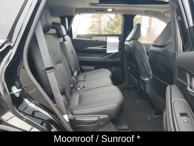 Used 2023 INFINITI QX60 Luxe w/ Performance Audio Package image 15