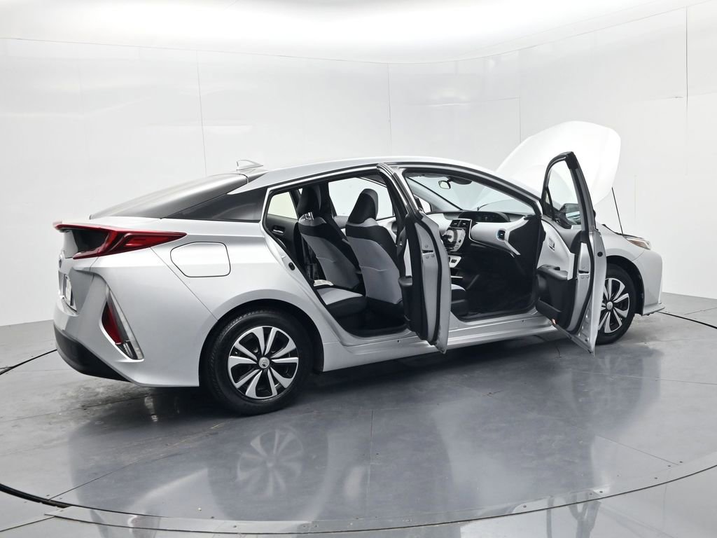 Used 2017 Toyota Prius Prime Plus w/ Carpet Mat Package FWD image 55