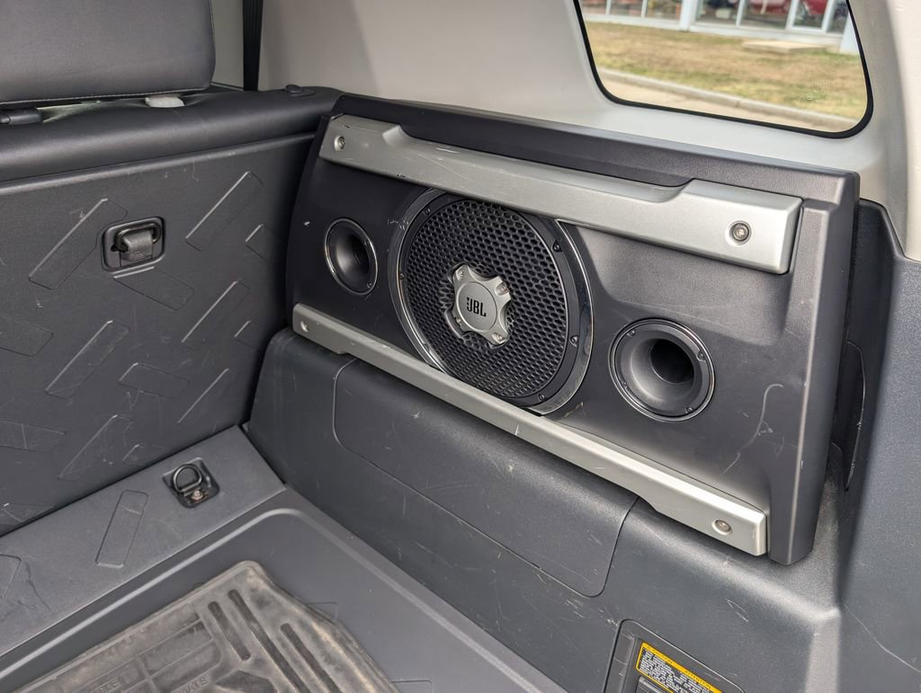 Used 2013 Toyota FJ Cruiser 4WD w/ Upgrade Pkg image 15