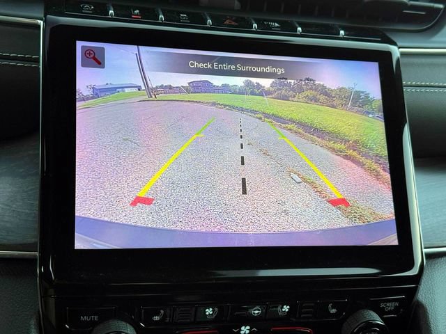 Used 2023 Jeep Grand Cherokee L Overland AWD/4WD image 29