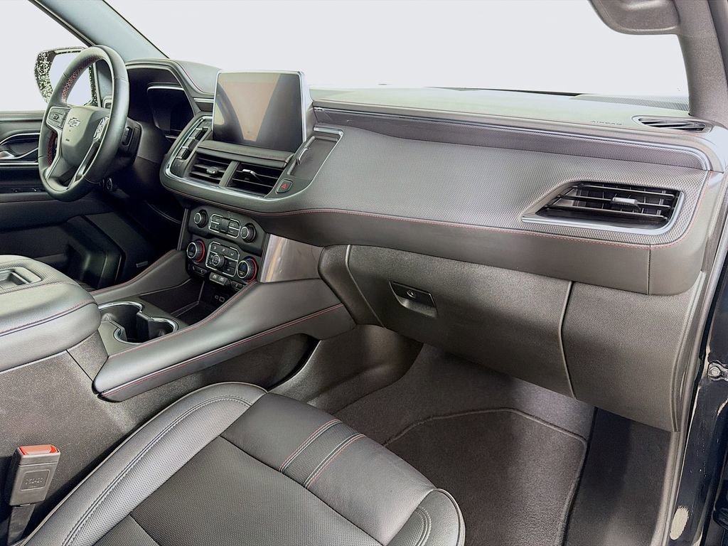 Used 2024 Chevrolet Tahoe RST w/ Luxury Package AWD/4WD image 28