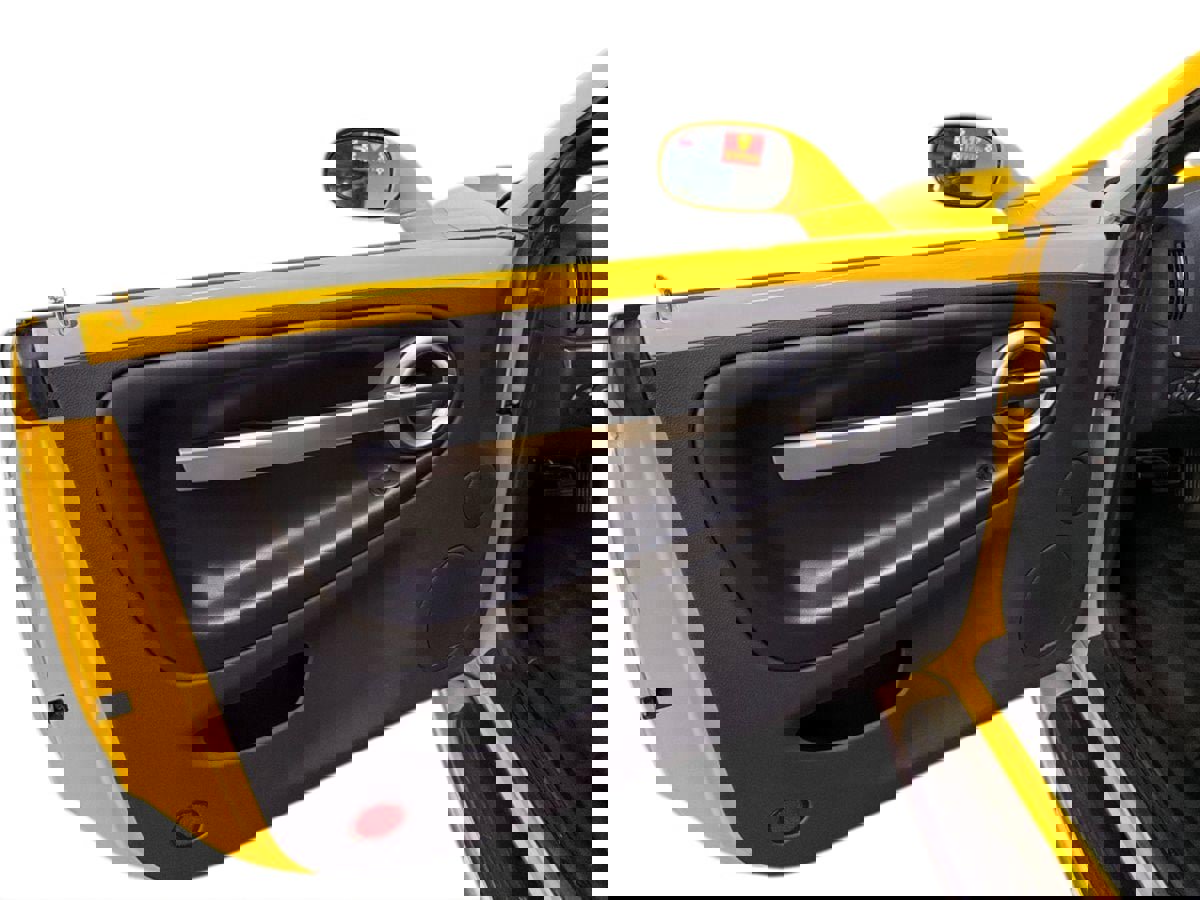 Used 2005 Chevrolet SSR w/ Preferred Equipment Group image 13