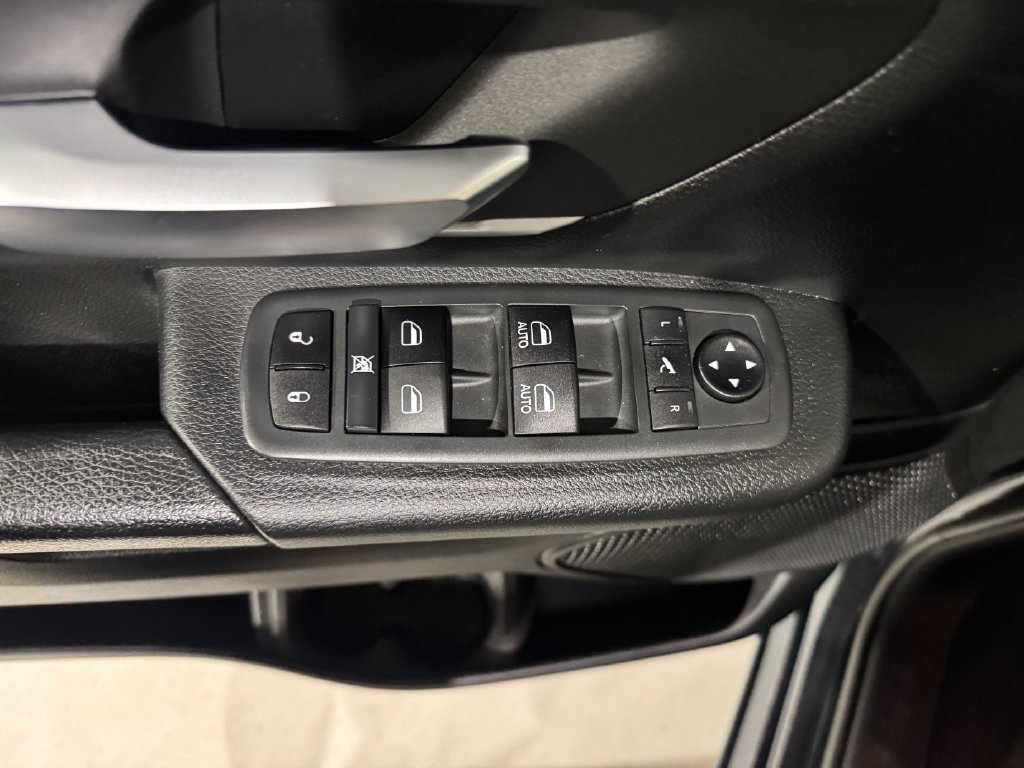 Used 2021 RAM 1500 Big Horn w/ Trailer Tow Group AWD/4WD image 17