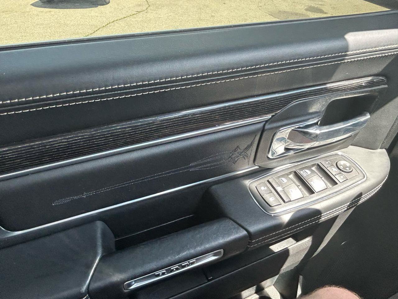 Used 2017 RAM 1500 Limited AWD/4WD image 33