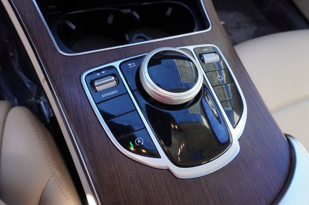 Used 2021 Mercedes-Benz C 300 Sedan image 19