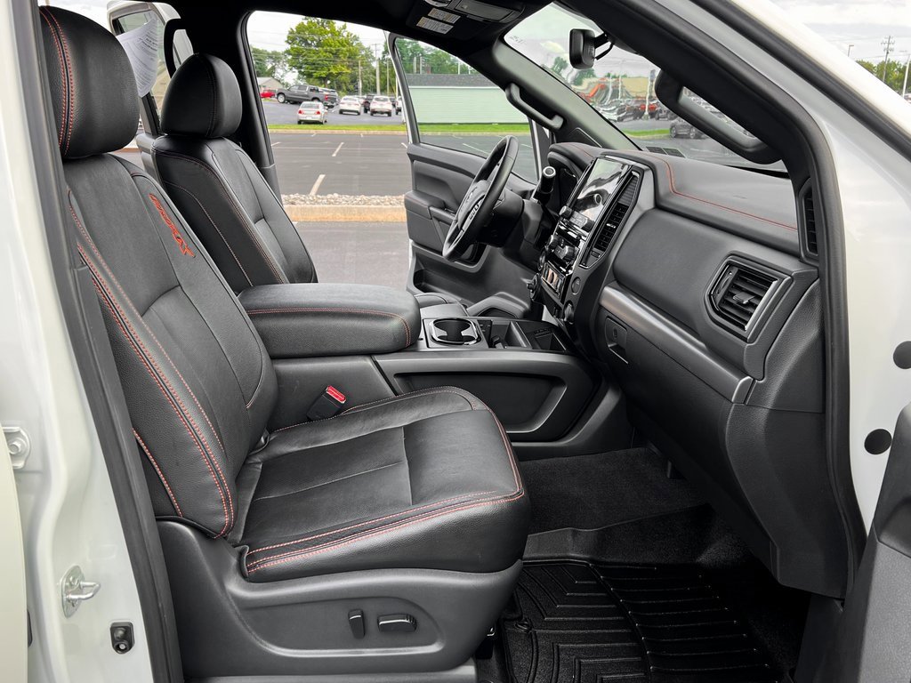 Used 2022 Nissan Titan PRO-4X w/ Pro-4x Convenience Package image 20
