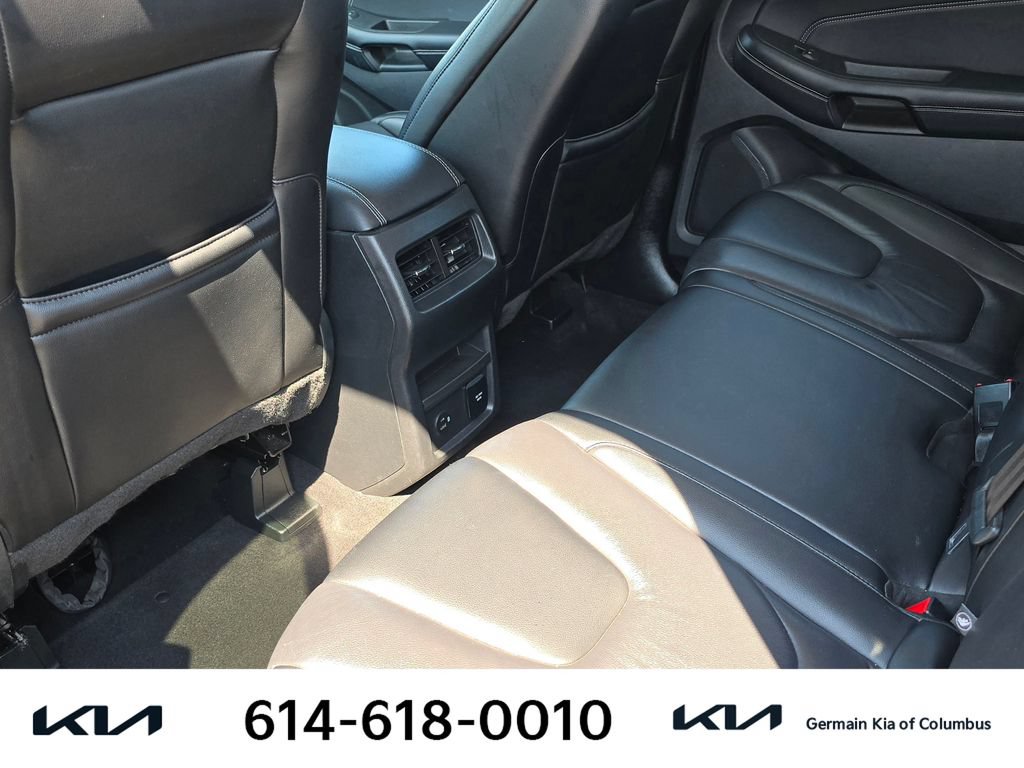 Used 2022 Ford Edge Titanium AWD/4WD image 19