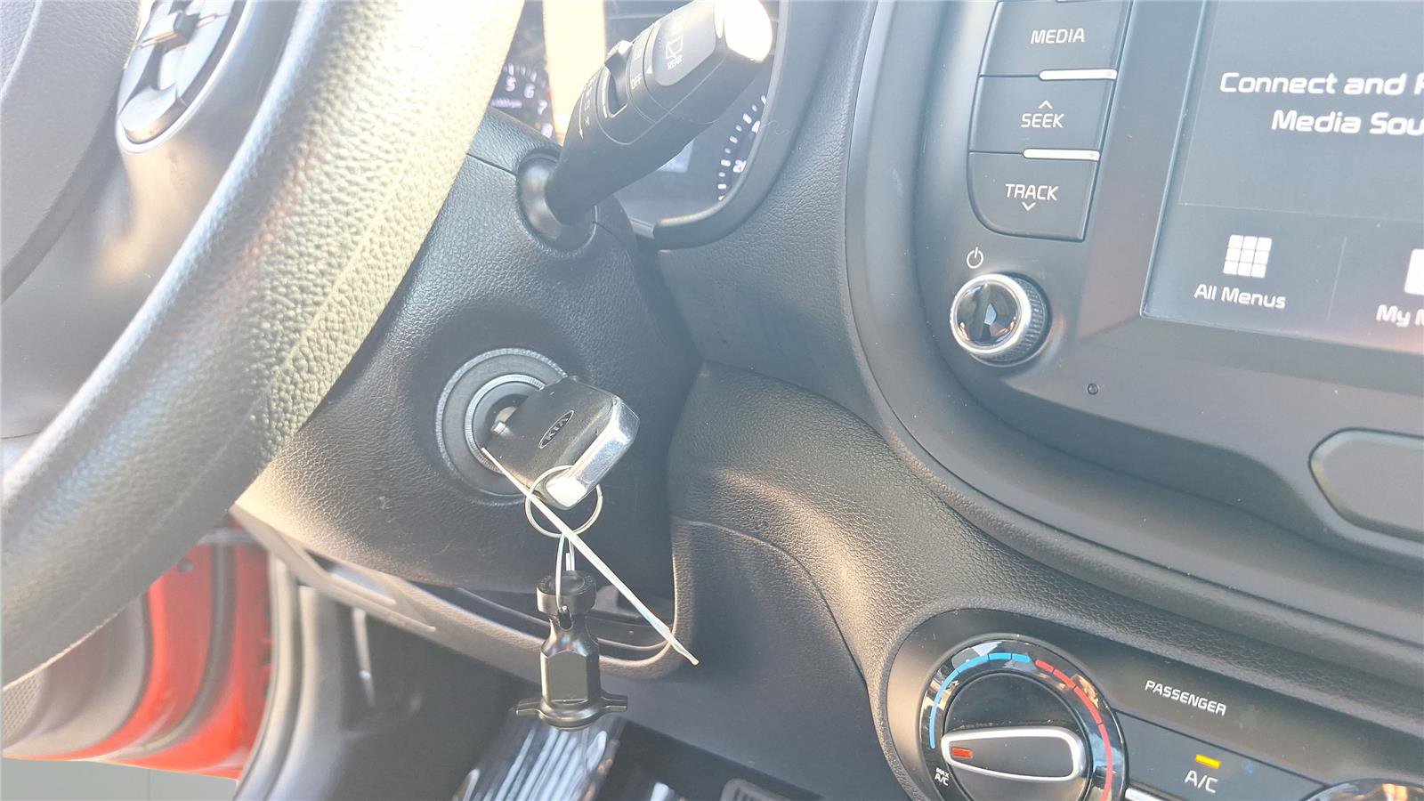 Used 2020 Kia Soul LX image 15