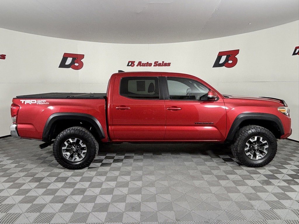 Used 2017 Toyota Tacoma TRD Off-Road w/ Tow Package image 7