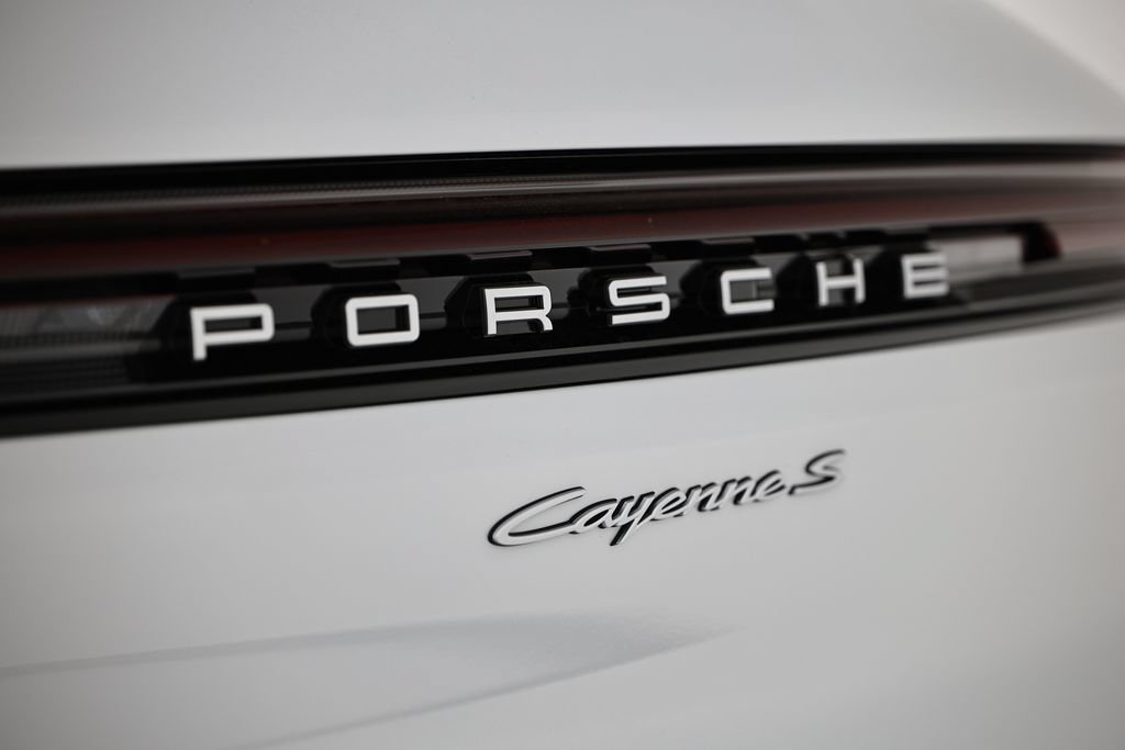 New 2026 Porsche Cayenne S AWD/4WD image 15
