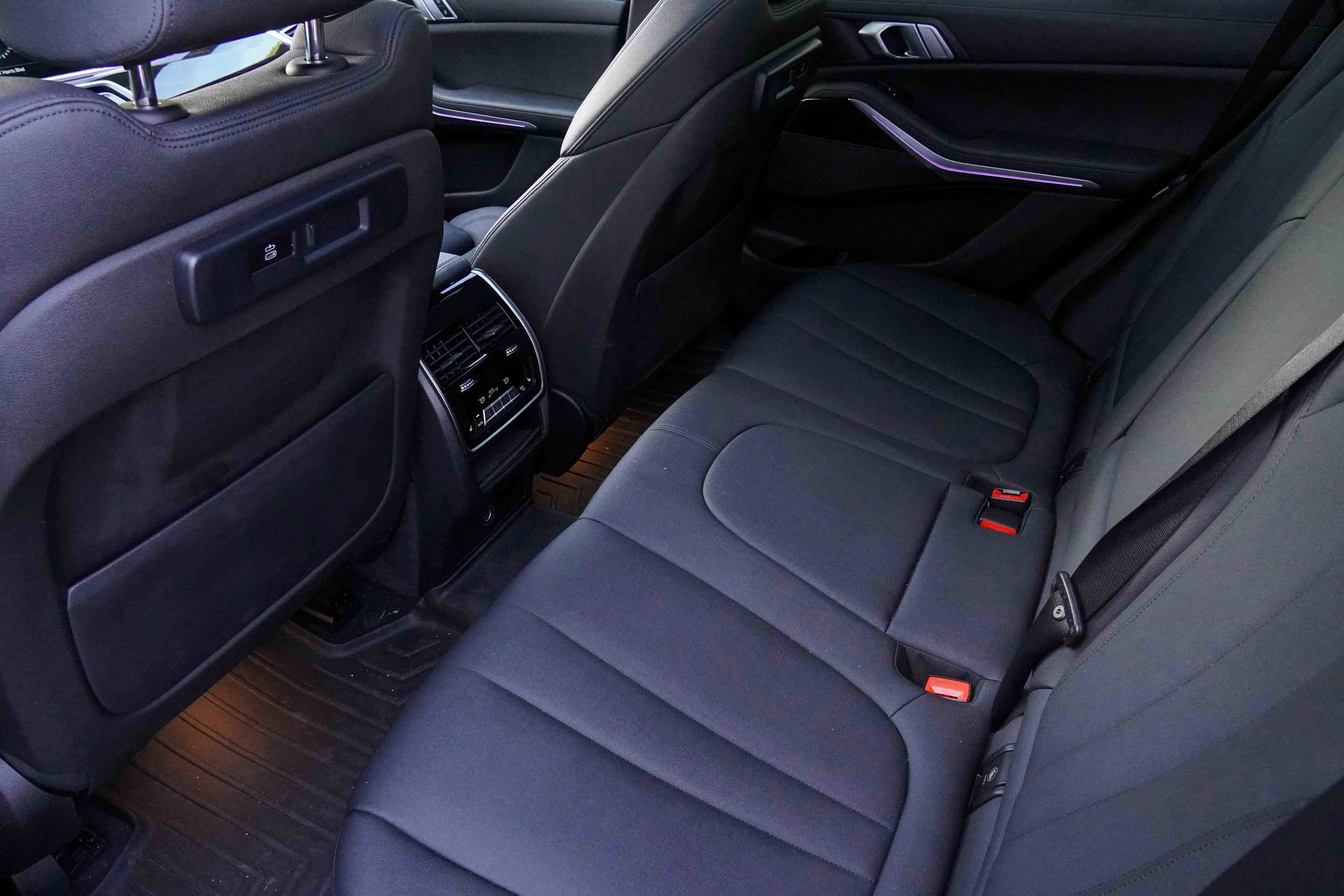 Used 2020 BMW X5 xDrive40i w/ Convenience Package image 35