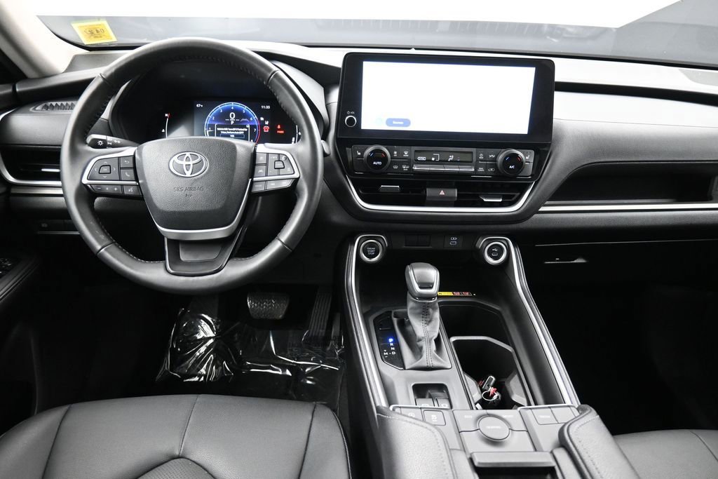 Certified 2025 Toyota Grand Highlander FWD image 20