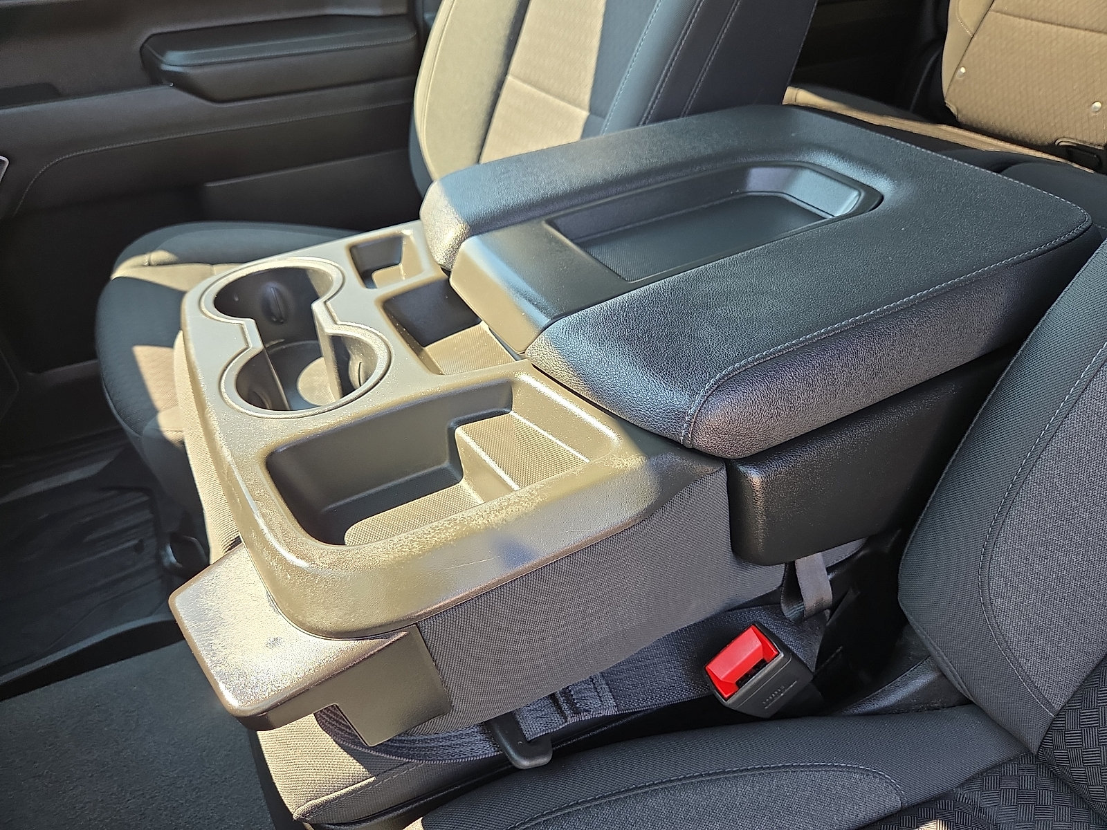 Used 2023 GMC Sierra 1500 SLE RWD image 25