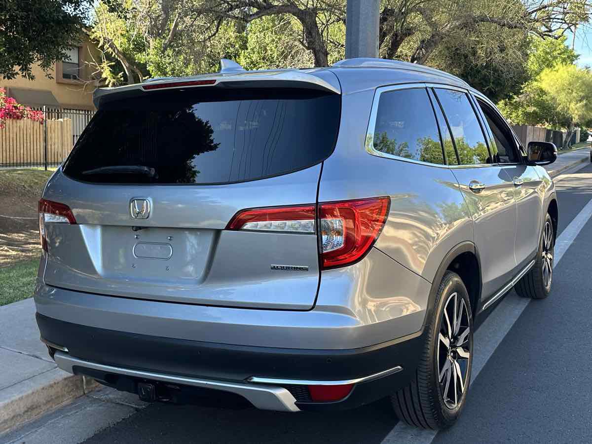 Used 2019 Honda Pilot Touring image 8