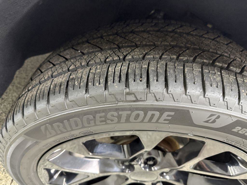 Used 2017 Chevrolet Suburban Premier image 43