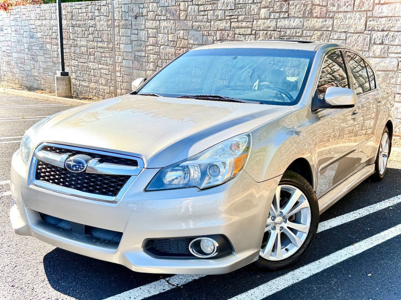 Used 2014 Subaru Legacy 2.5i Limited w/ Moonroof Package image 19