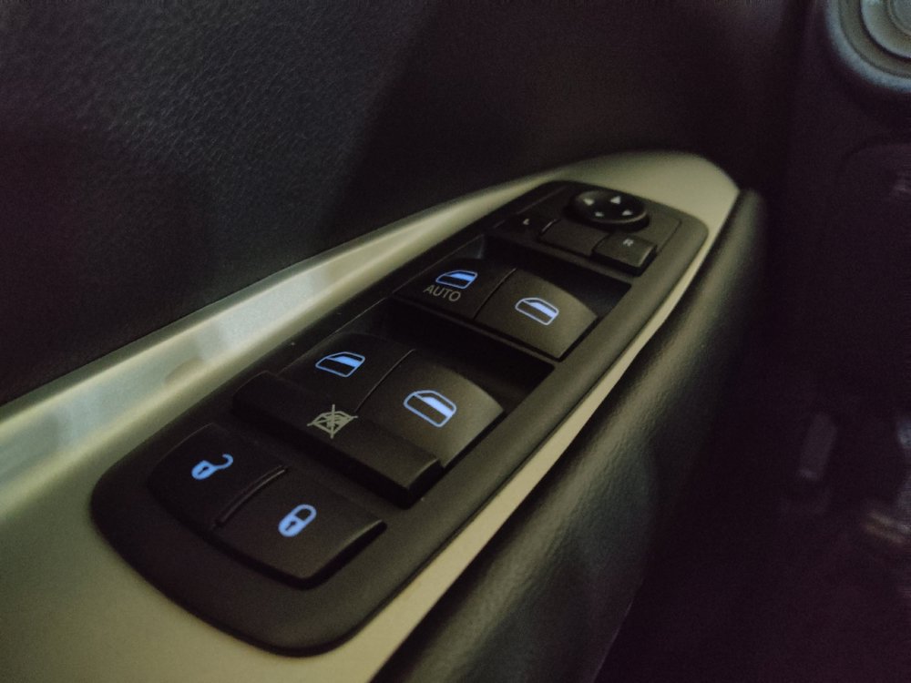 Used 2020 Dodge Journey SE w/ SE Popular Equipment Group FWD image 27