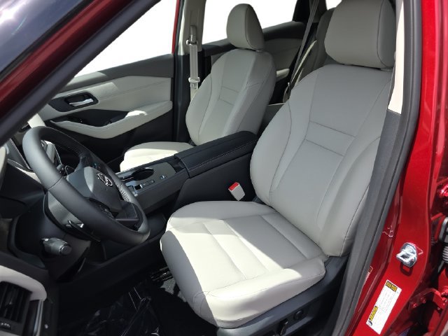 New 2026 Nissan Rogue Dark Armor FWD image 15