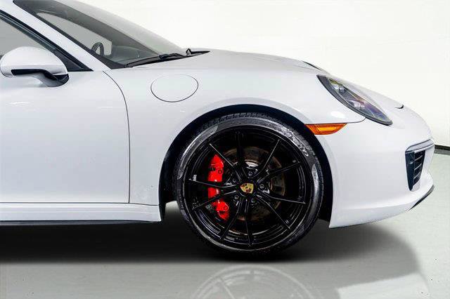 Used 2019 Porsche 911 Carrera 4S AWD/4WD image 6