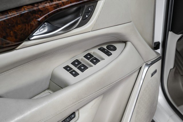 Used 2015 Cadillac Escalade Premium AWD/4WD image 48