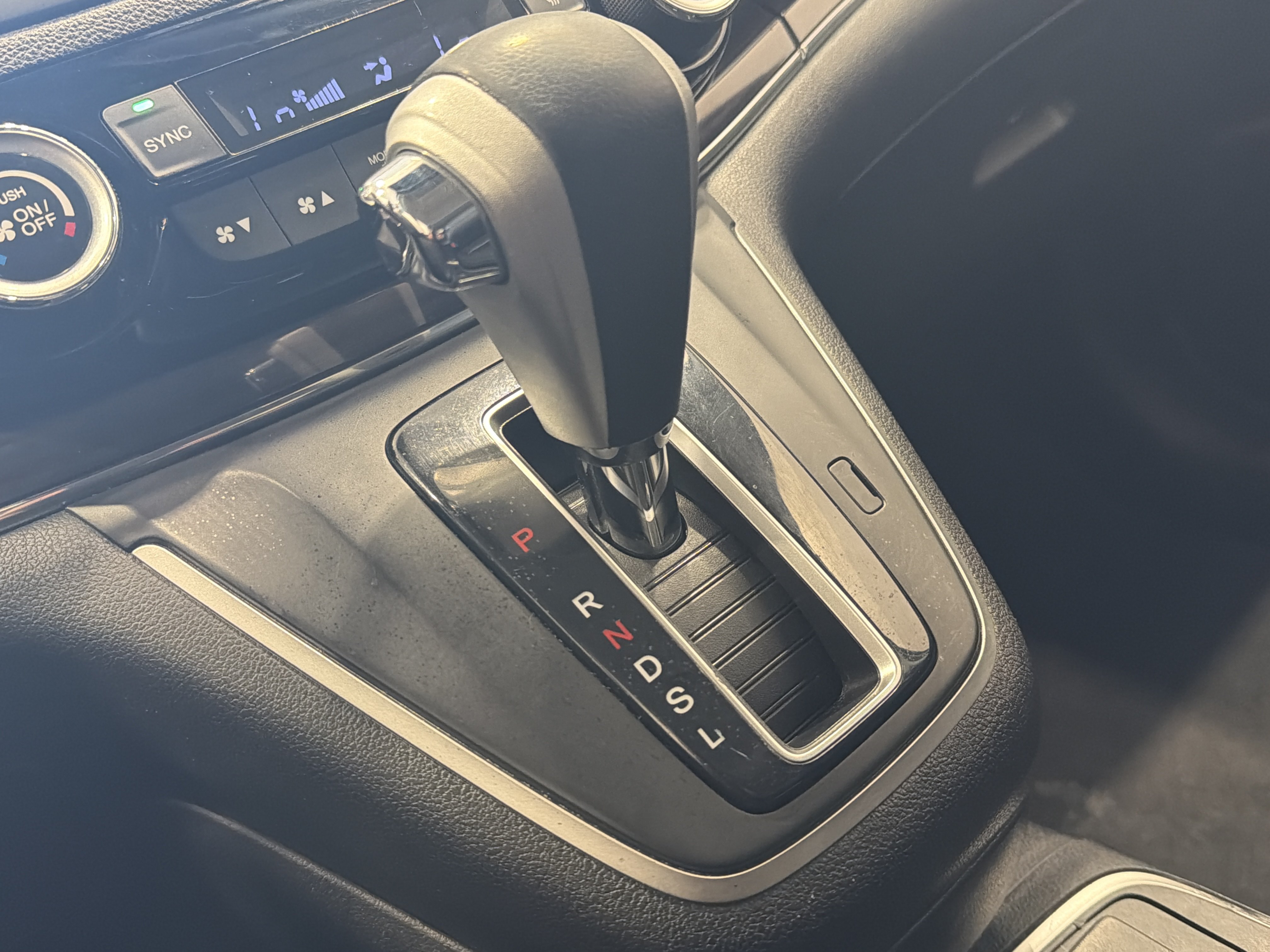 Used 2016 Honda CR-V Touring image 16