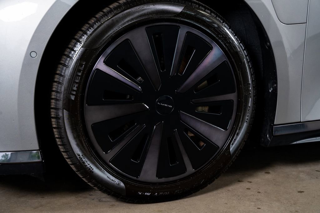 Used 2024 Lucid Air Pure RWD image 25