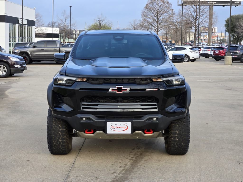Used 2024 Chevrolet Colorado ZR2 w/ Technology Package AWD/4WD image 2