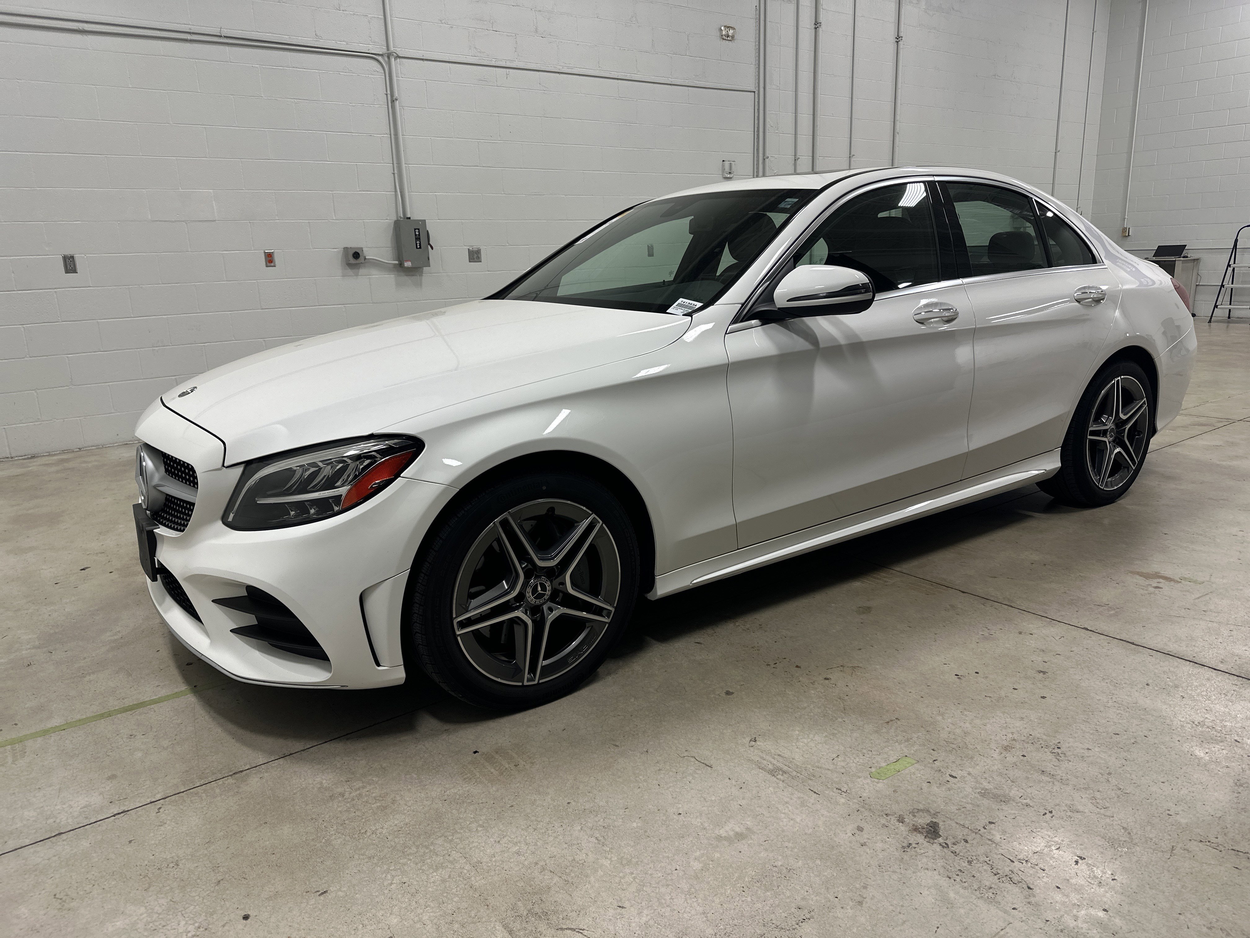 Used 2020 Mercedes-Benz C 300 4MATIC Sedan image 5