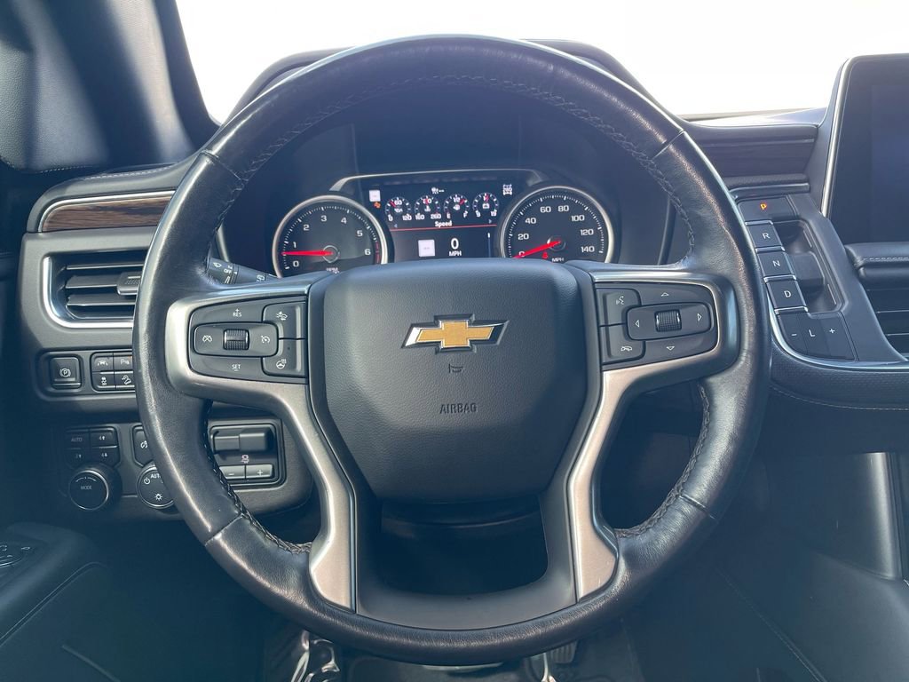 Used 2021 Chevrolet Suburban Premier w/ Premium Package image 16