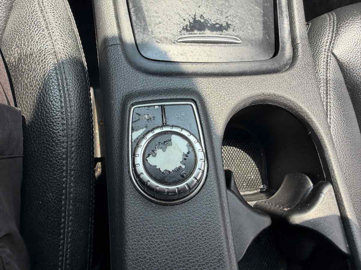 Used 2014 Mercedes-Benz CLA 250 image 36