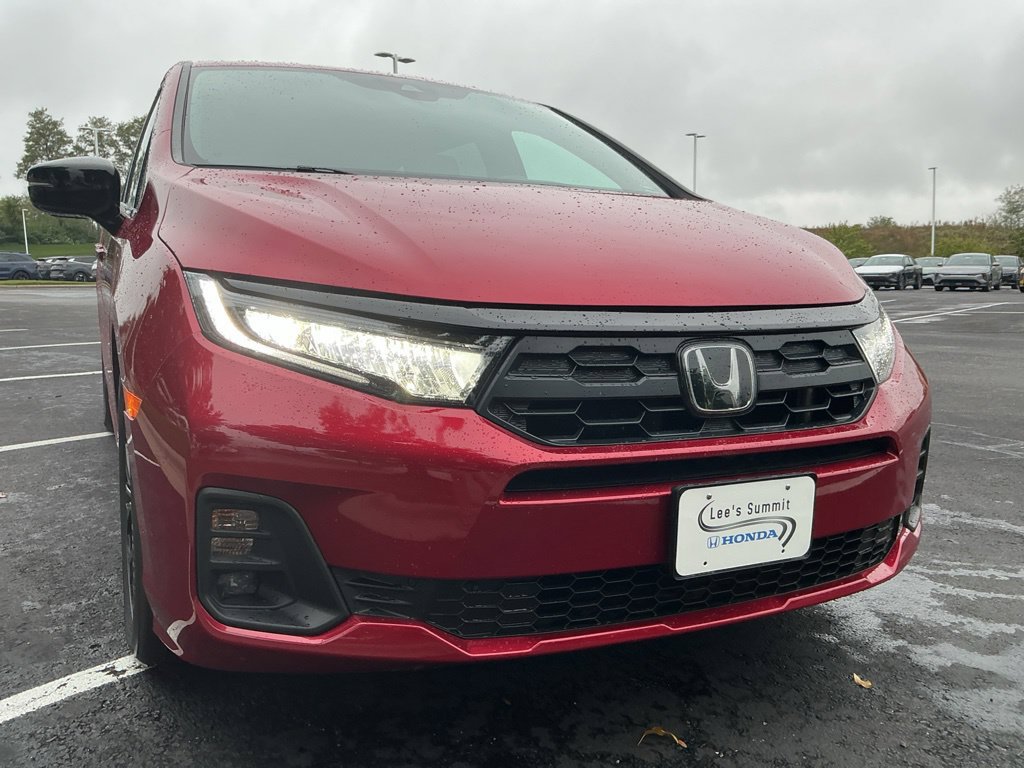 Used 2025 Honda Odyssey Sport-L image 15