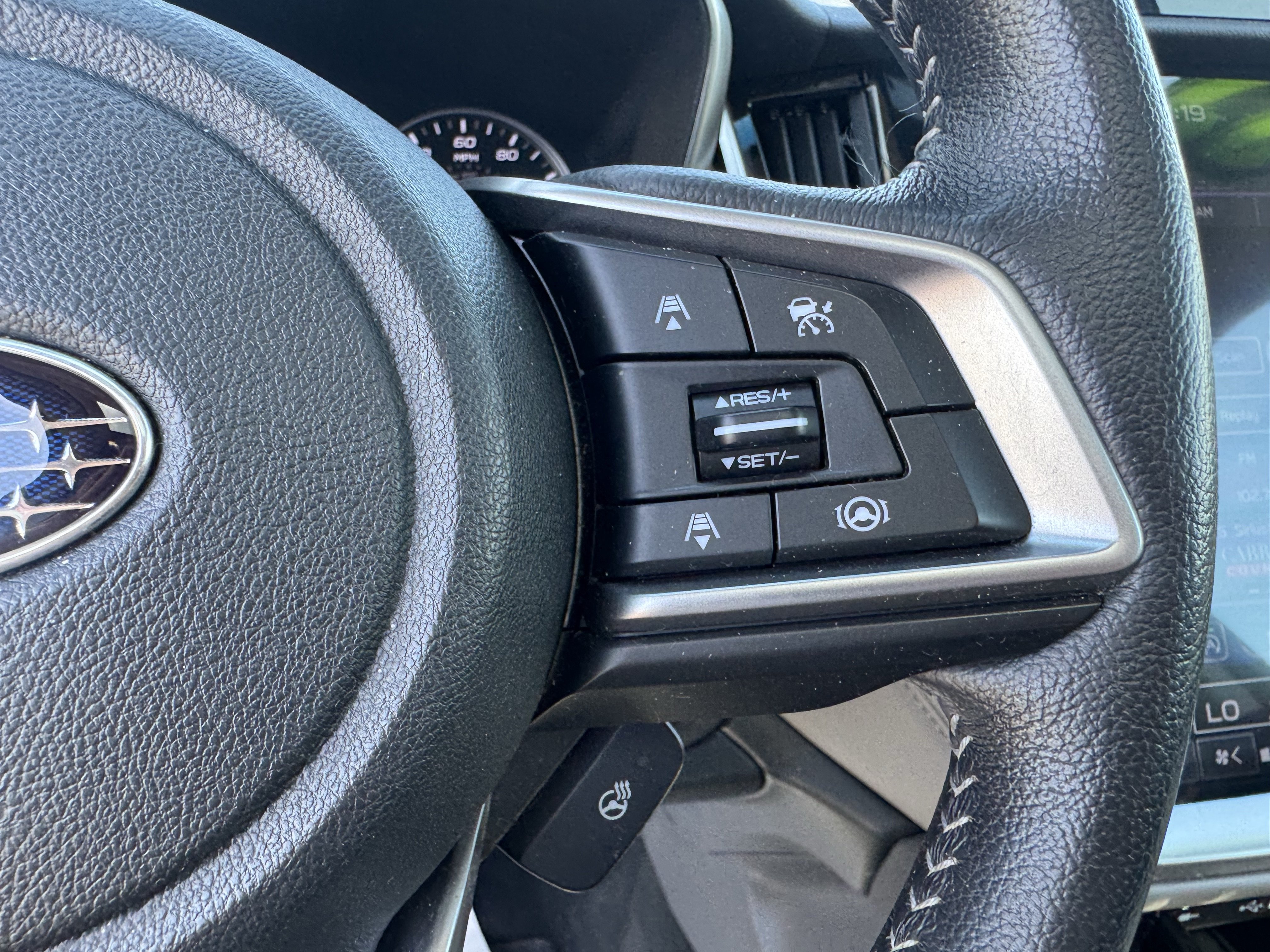 Used 2022 Subaru Outback Limited AWD/4WD image 19