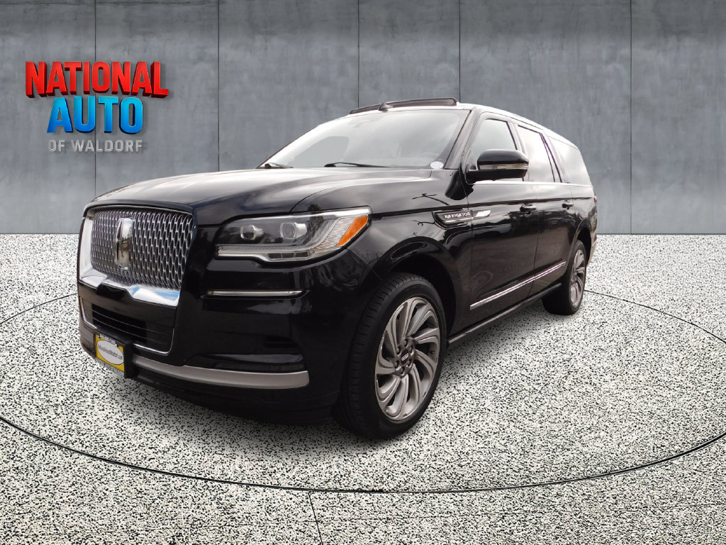 Used 2022 Lincoln Navigator L Reserve AWD/4WD image 5