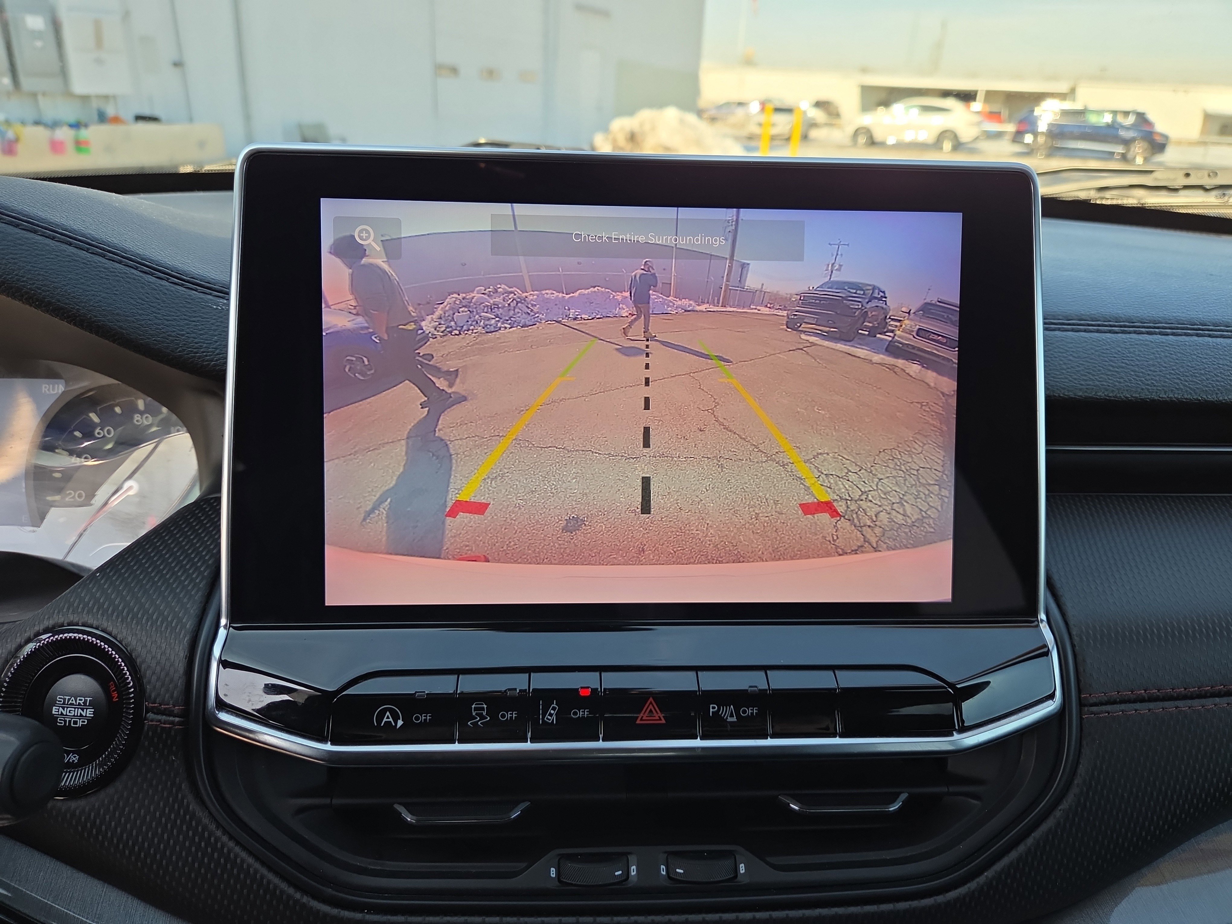 Used 2024 Jeep Compass Trailhawk image 15