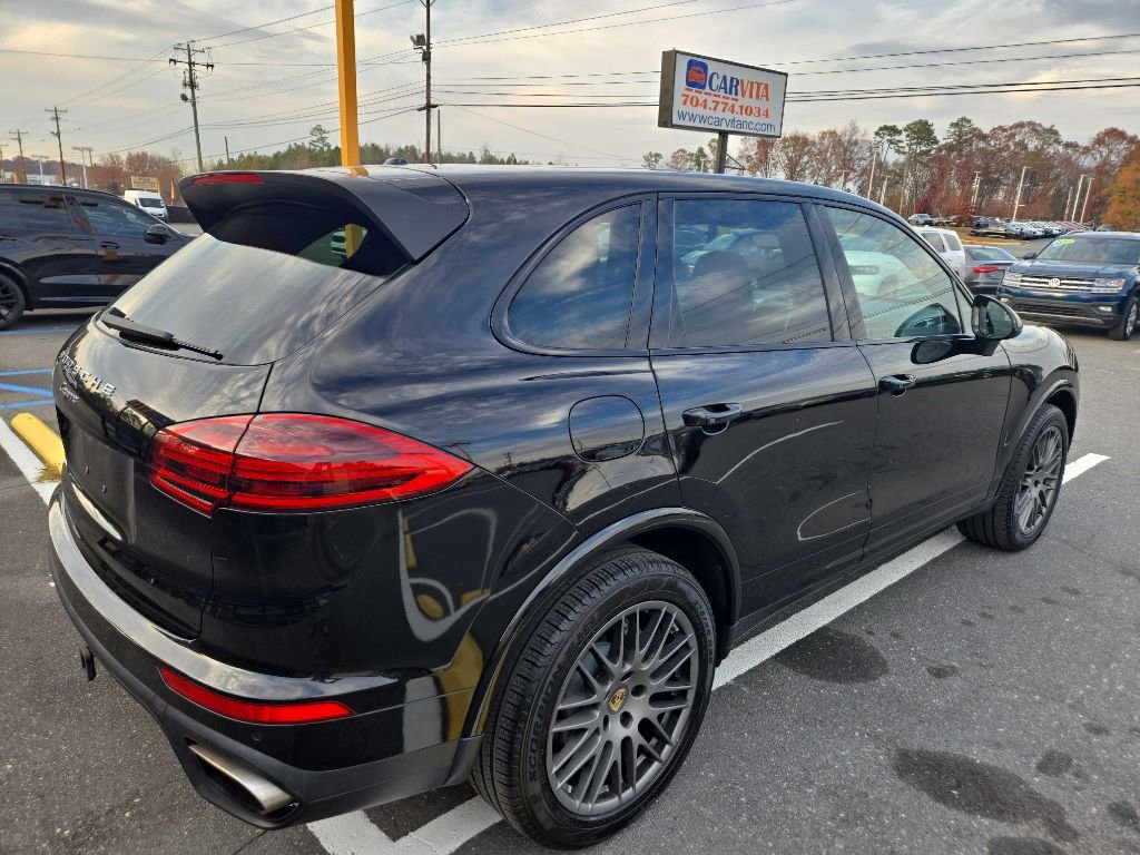 Used 2017 Porsche Cayenne Platinum Edition image 5