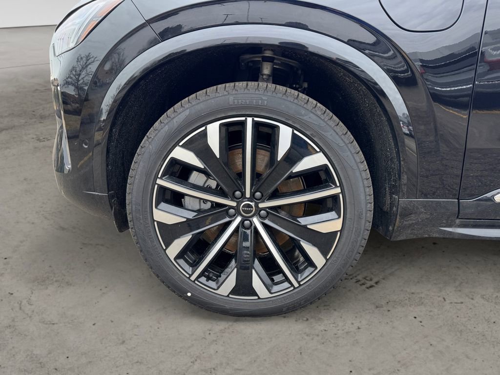 New 2026 Volvo XC90 T8 Ultra w/ Protection Package Premier image 7