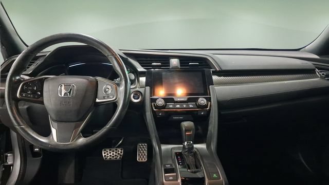 Used 2018 Honda Civic Sport Touring image 9