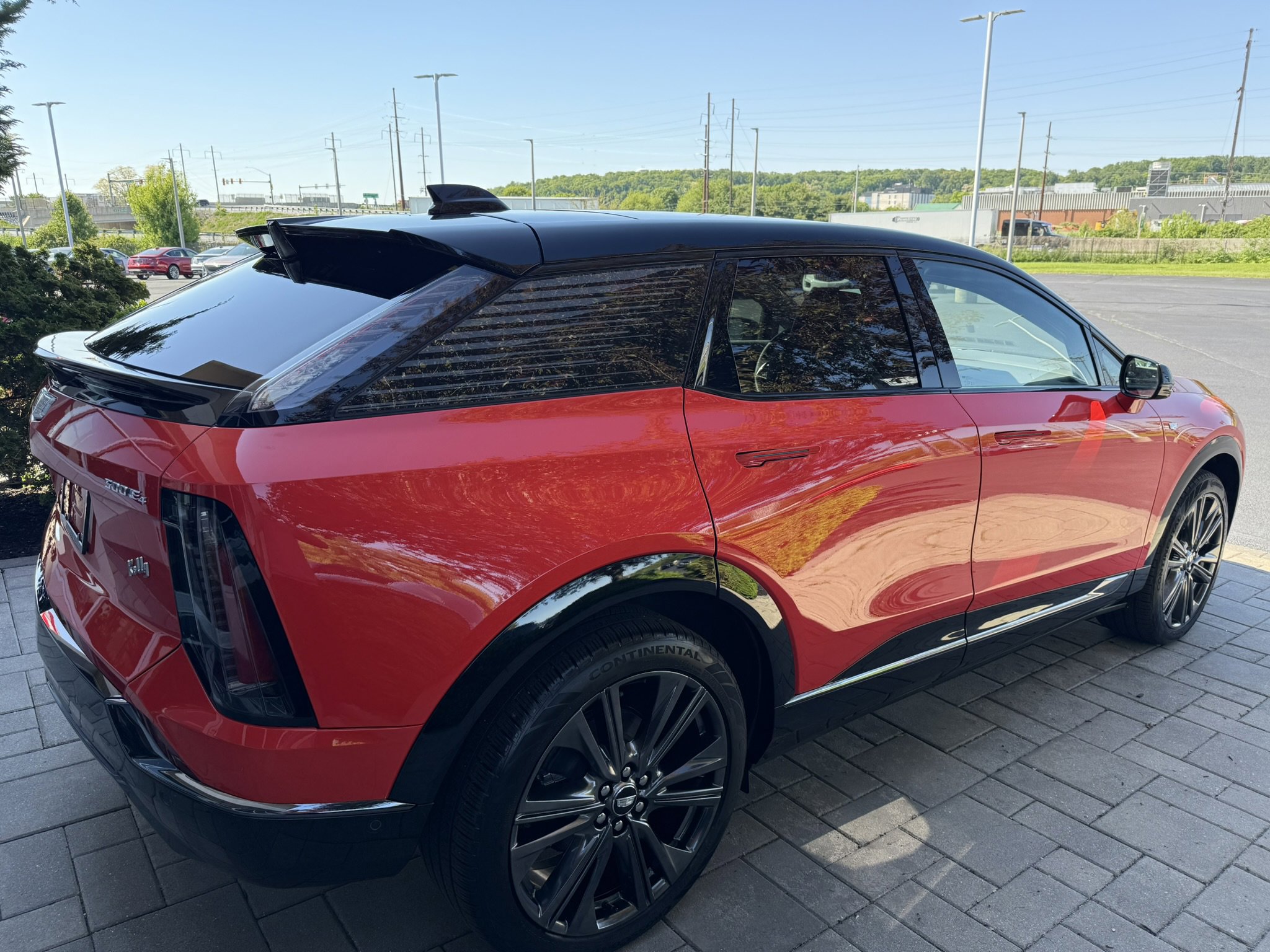 Used 2025 Cadillac Optiq Sport 2 AWD/4WD image 11