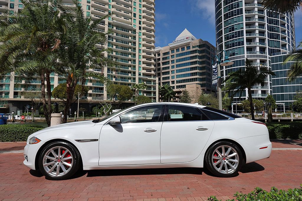 Used 2014 Jaguar XJ AWD image 14