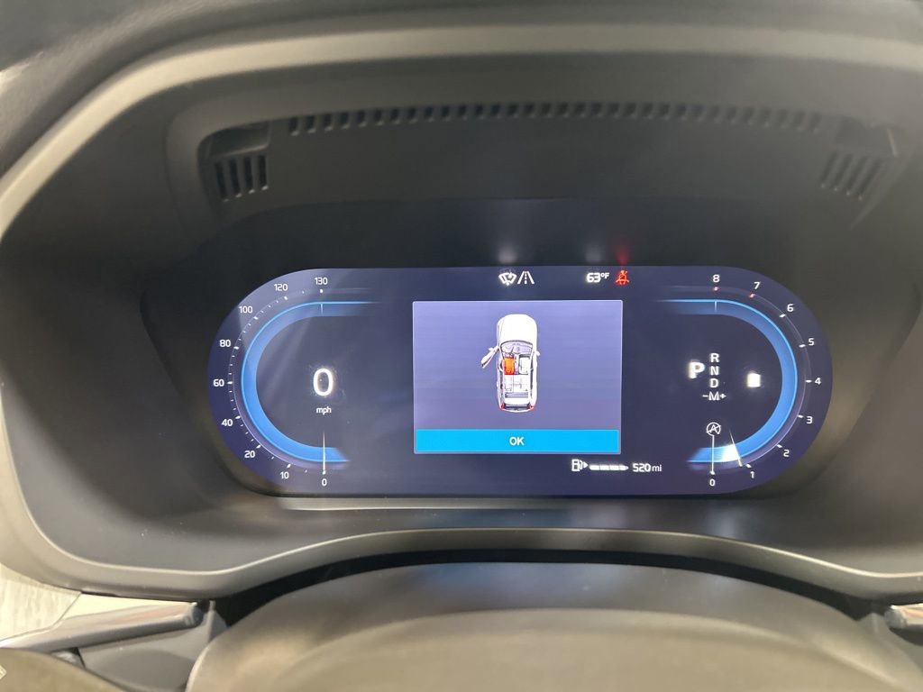 Used 2025 Volvo XC60 B5 Plus image 26