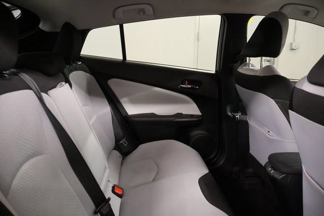 Certified 2021 Toyota Prius LE w/ Carpet Mat Package (TMS) AWD/4WD image 28