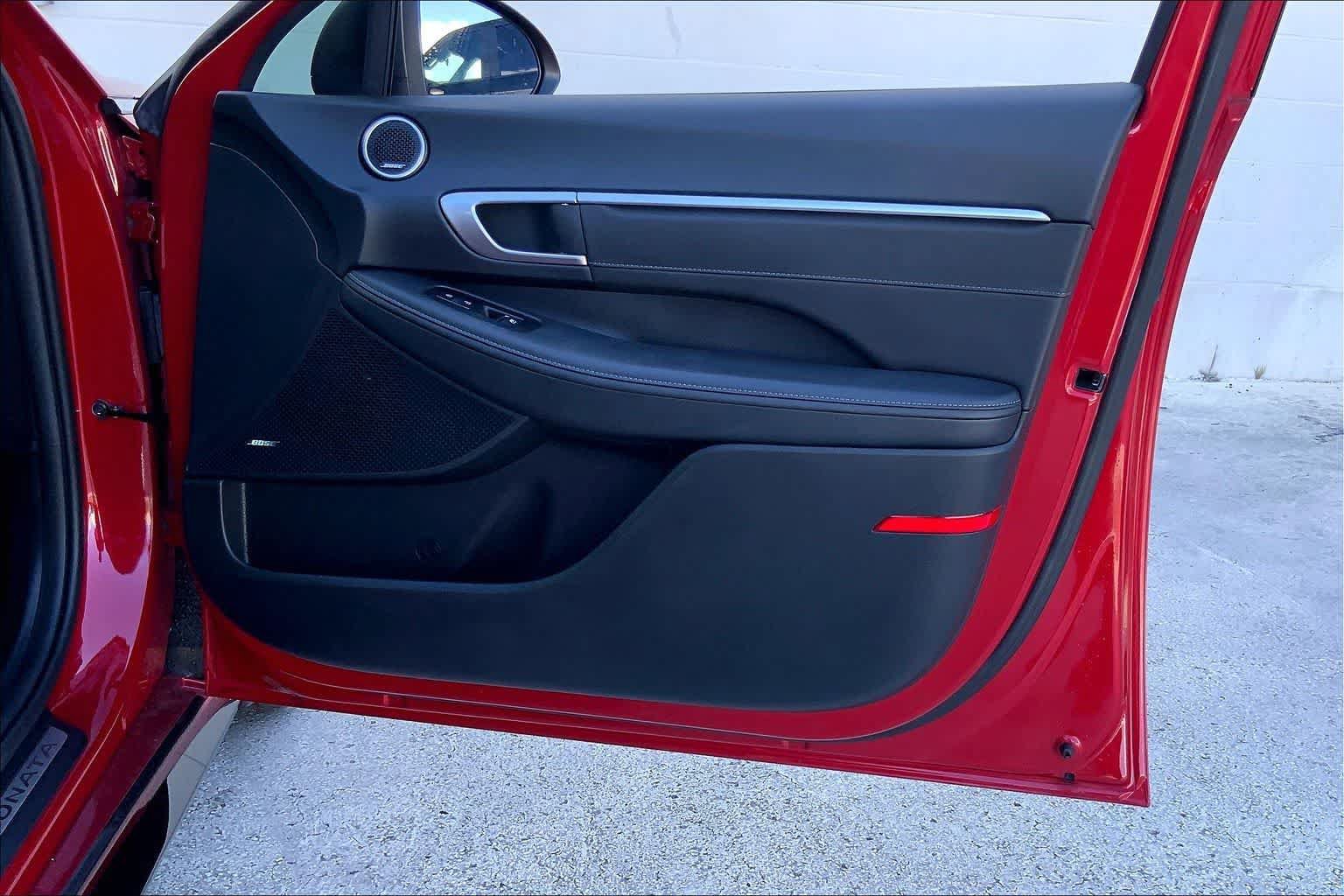 Used 2021 Hyundai Sonata Limited FWD image 28
